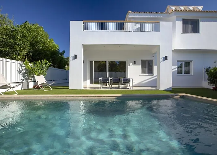 The Quad Luxury Villa