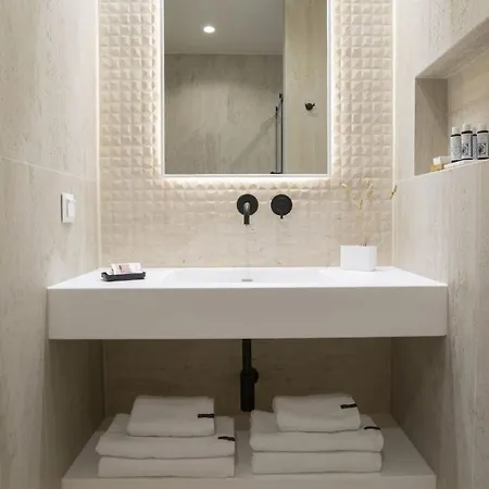 The Quad Luxury Ligia